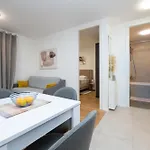 With Parking Space - 23405 Apartment *